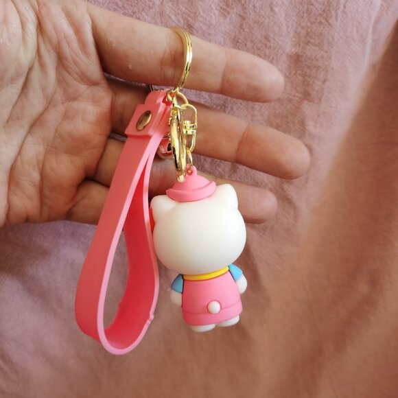 Hello Kitty Baker keychain - Picture 3 of 4